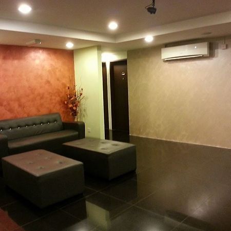 Zotel Business & Leisure Hotel Kuching Eksteriør billede